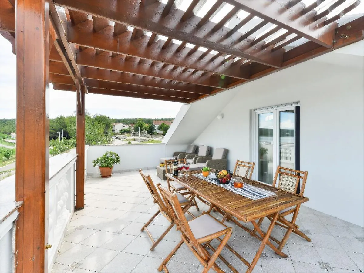 Apartment Valentina-1 Pridraga Croatia